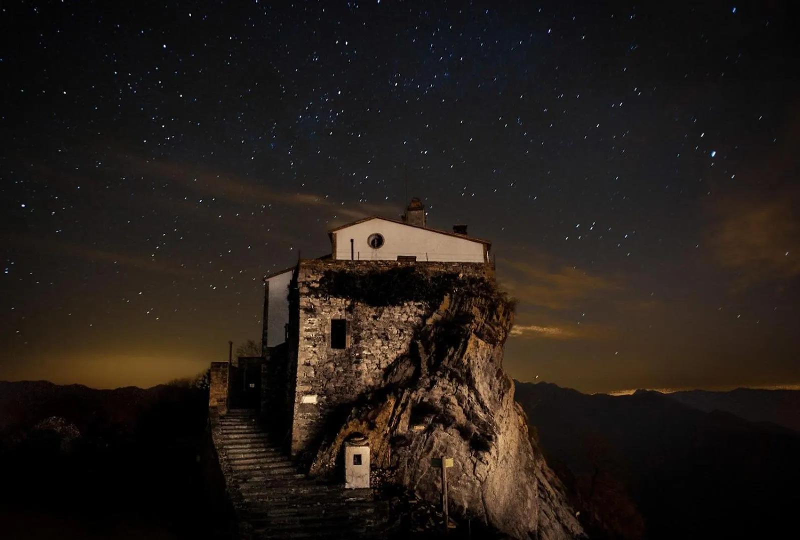 Santuario De Bellmunt contacts